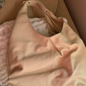 Classic Soft Hobo Bag in ivory - used once, perfect condition